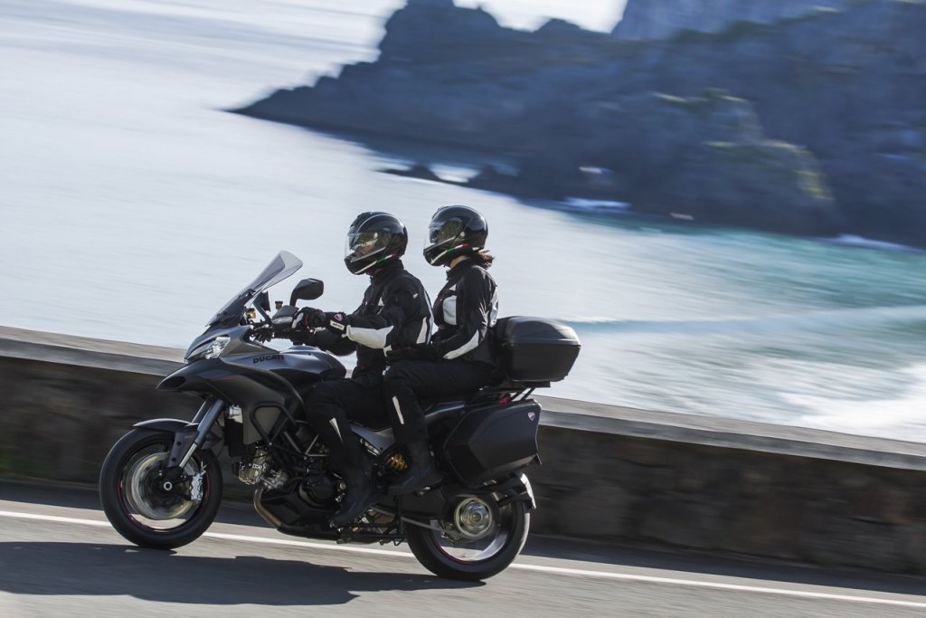 Натиснете снимката за да я уголемите

Име:big_ducati_multistrada_1200_2013_15.jpg
Прегледи:1
Размер:86.5 КБ
ID:5411100