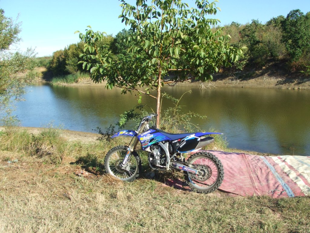 Натиснете снимката за да я уголемите

Име:DSCF3465.jpg
Прегледи:1
Размер:263.9 КБ
ID:5411368