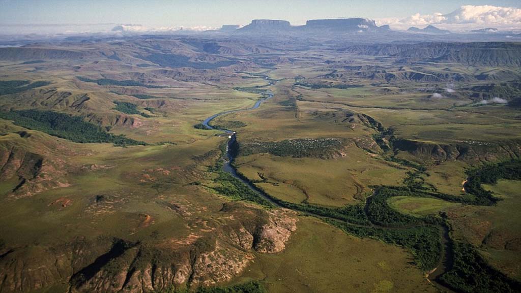 Натиснете снимката за да я уголемите

Име:Mount-Roraima-9.jpg
Прегледи:1
Размер:102.3 КБ
ID:5985429