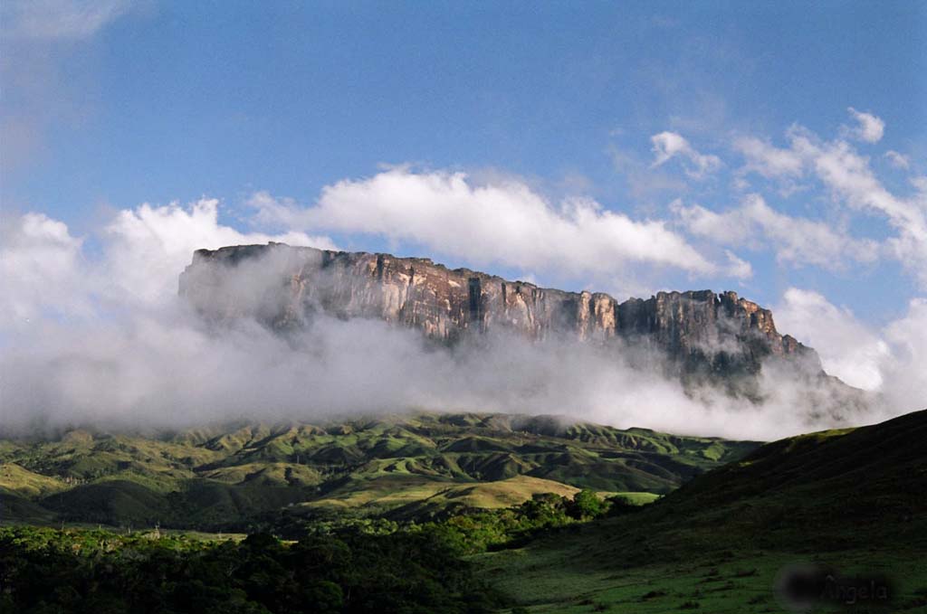 Натиснете снимката за да я уголемите

Име:Mount-Roraima-14.jpg
Прегледи:1
Размер:78.3 КБ
ID:5985434