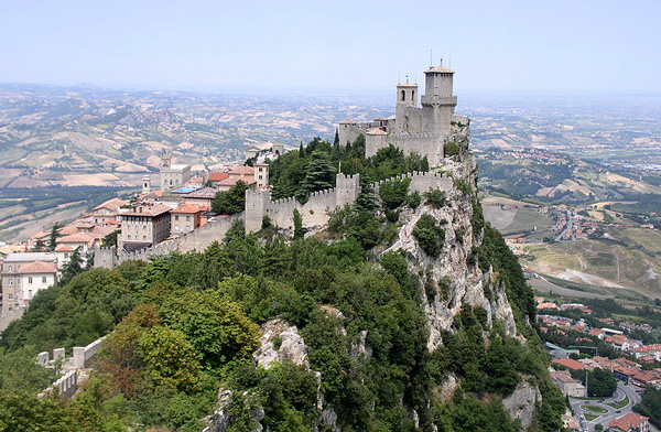 Натиснете снимката за да я уголемите

Име:San Marino 3.jpg
Прегледи:1
Размер:140.8 КБ
ID:5990671