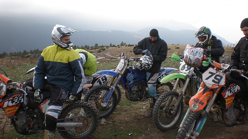 Натиснете снимката за да я уголемите

Име:PB250066.jpg
Прегледи:1
Размер:98.7 КБ
ID:5428449