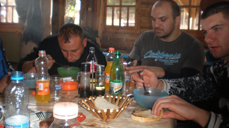 Натиснете снимката за да я уголемите

Име:PB250072.jpg
Прегледи:1
Размер:76.0 КБ
ID:5428460