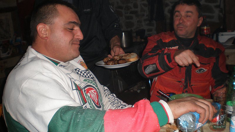 Натиснете снимката за да я уголемите

Име:PB250074.jpg
Прегледи:1
Размер:79.9 КБ
ID:5428462