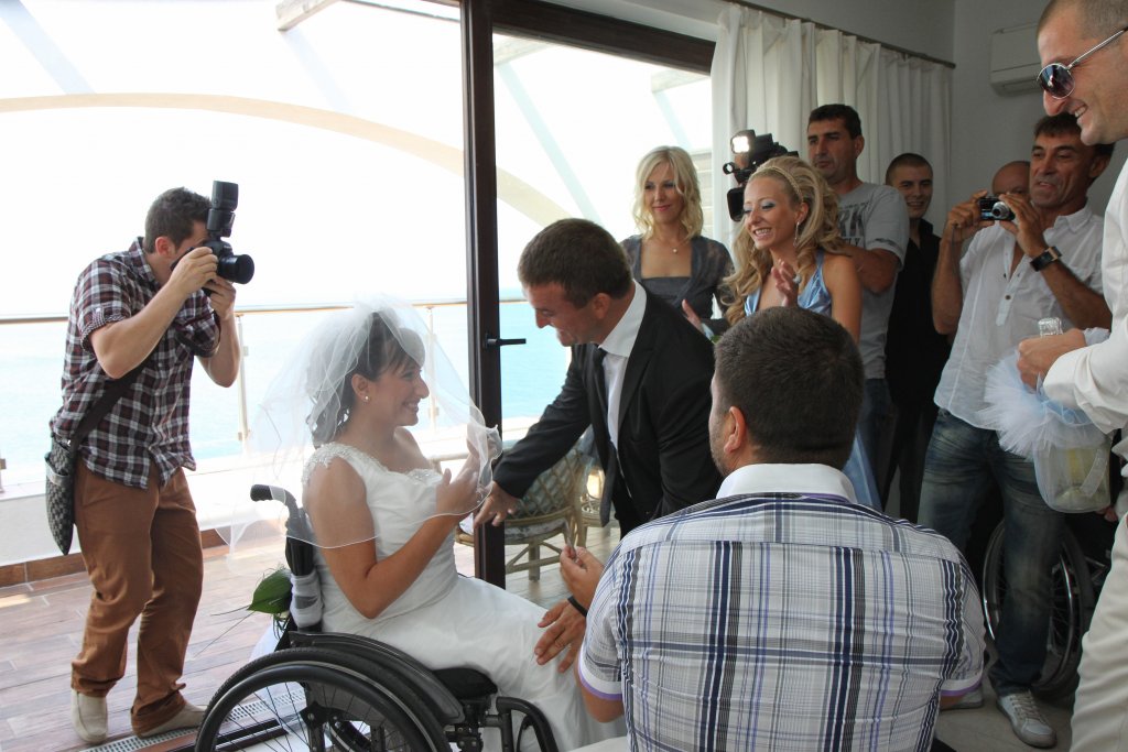 Натиснете снимката за да я уголемите

Име:038.jpg
Прегледи:1
Размер:127.0 КБ
ID:5429209