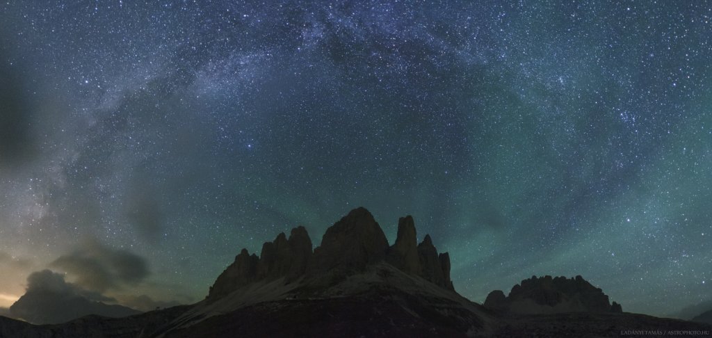 Натиснете снимката за да я уголемите

Име:airglow120824_ladanyi_1800px.jpg
Прегледи:1
Размер:85.3 КБ
ID:5995865