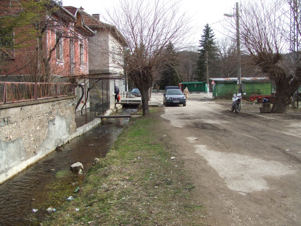 Натиснете снимката за да я уголемите

Име:DSCF3992.jpg
Прегледи:1
Размер:250.6 КБ
ID:5450069