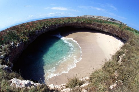 Натиснете снимката за да я уголемите

Име:Hidden Beach, Marieta Islands, Mexico.jpg
Прегледи:1
Размер:40.4 КБ
ID:6006662