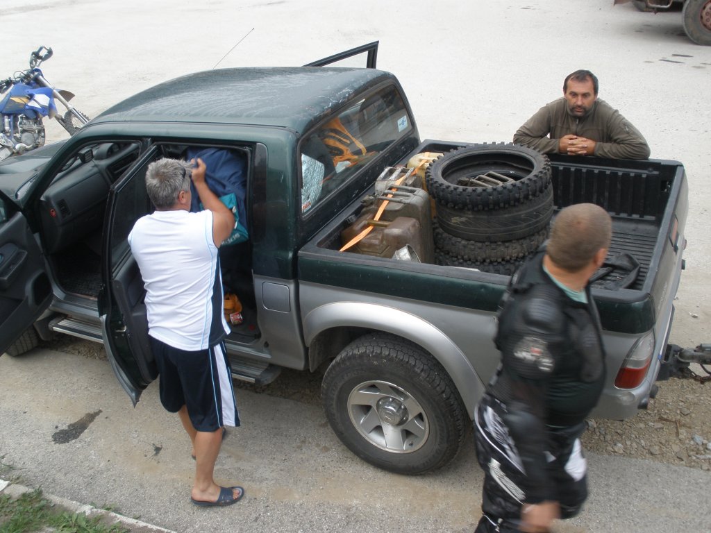 Натиснете снимката за да я уголемите

Име:P6260105.jpg
Прегледи:1
Размер:146.9 КБ
ID:5506299