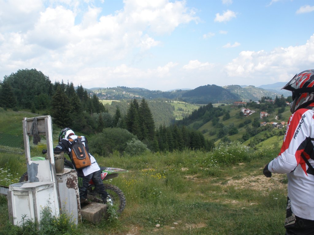 Натиснете снимката за да я уголемите

Име:P6260164.jpg
Прегледи:1
Размер:146.0 КБ
ID:5506513