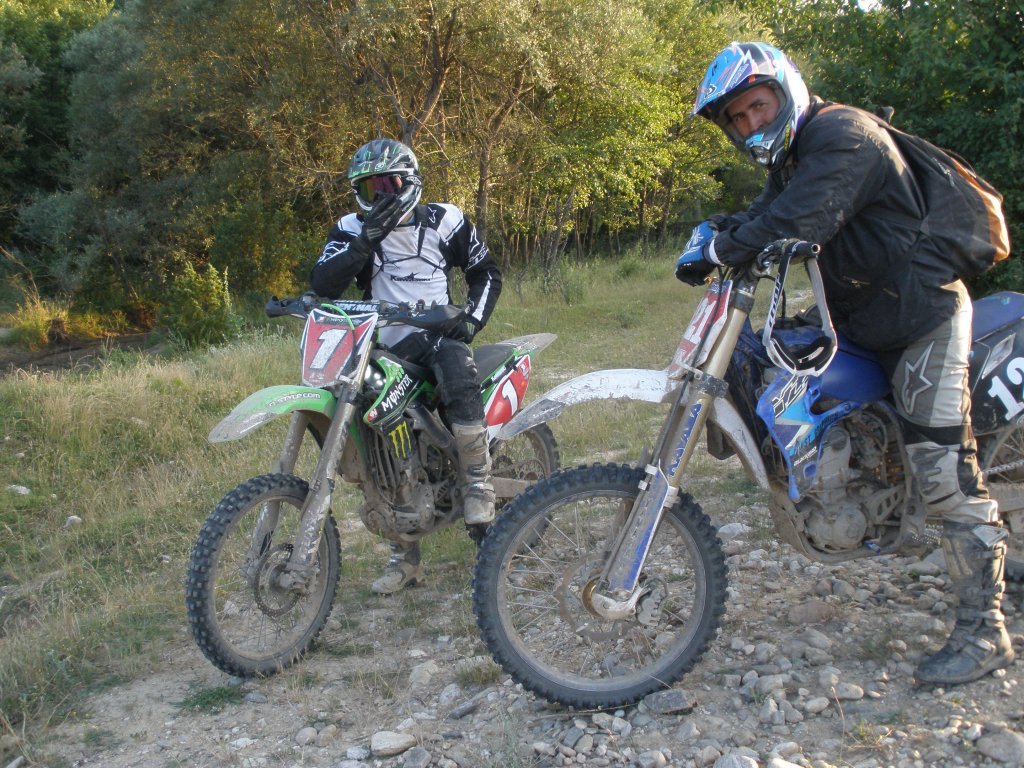 Натиснете снимката за да я уголемите

Име:P6260241.jpg
Прегледи:1
Размер:236.9 КБ
ID:5506856