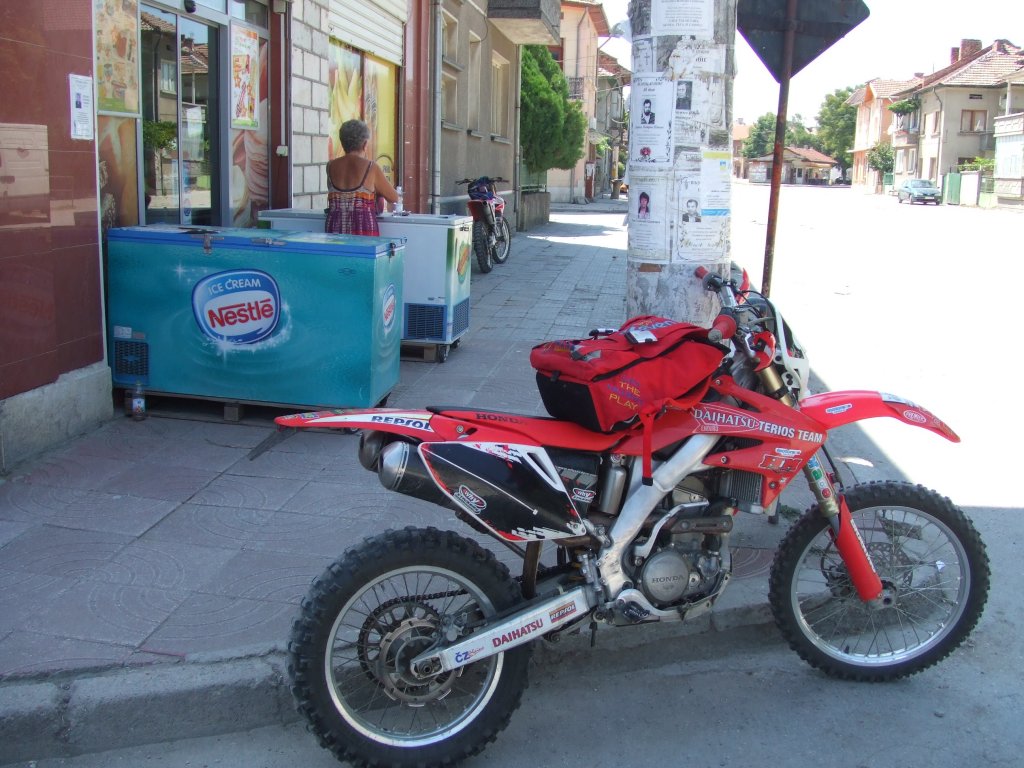 Натиснете снимката за да я уголемите

Име:DSCF4151.jpg
Прегледи:1
Размер:163.5 КБ
ID:5510631