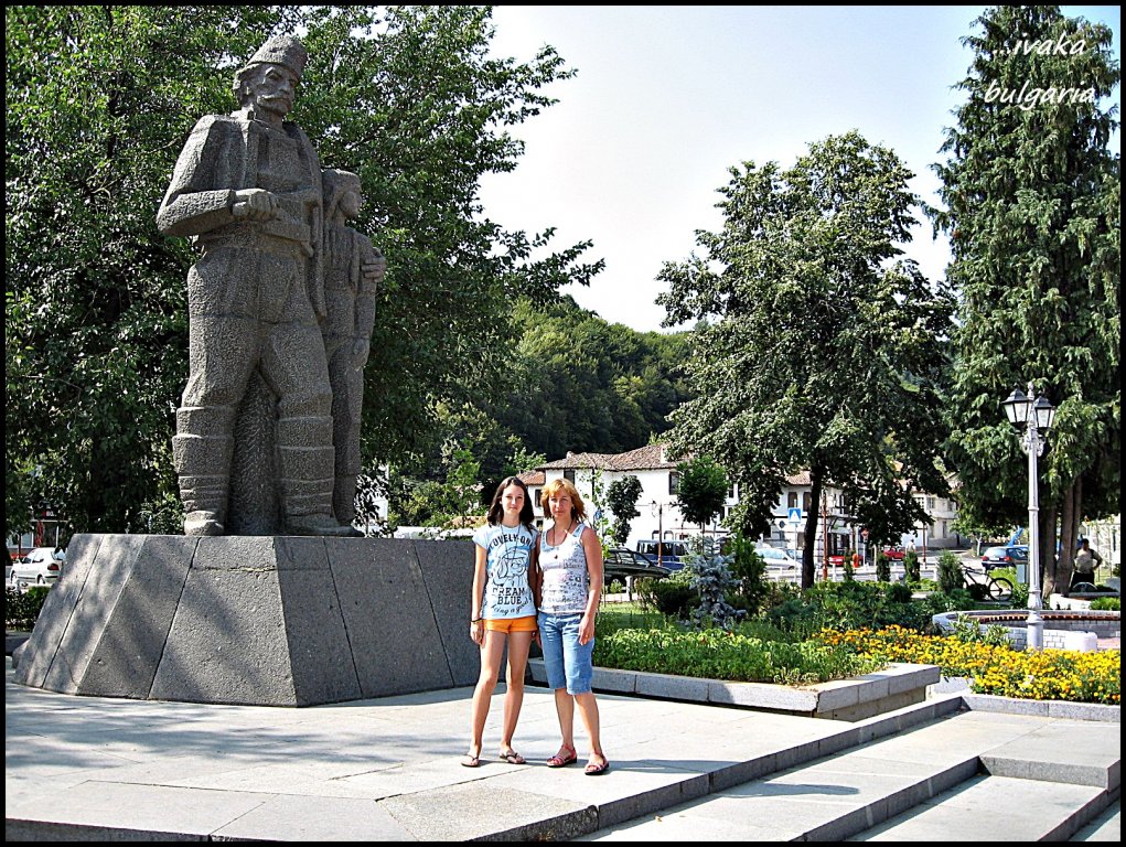 Натиснете снимката за да я уголемите

Име:013.jpg
Прегледи:1
Размер:324.0 КБ
ID:6022943