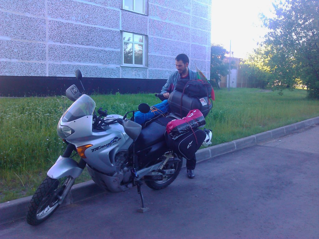 Натиснете снимката за да я уголемите

Име:2013-06-20 06.57.31.jpg
Прегледи:1
Размер:184.1 КБ
ID:6024134