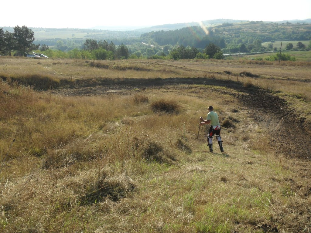 Натиснете снимката за да я уголемите

Име:SAM_0194.jpg
Прегледи:1
Размер:208.6 КБ
ID:5514707