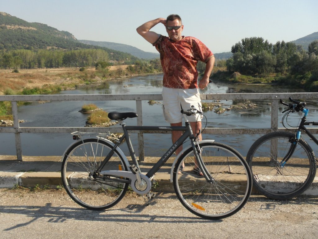 Натиснете снимката за да я уголемите

Име:SAM_0247.jpg
Прегледи:1
Размер:182.4 КБ
ID:5515937