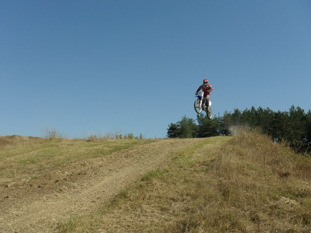 Натиснете снимката за да я уголемите

Име:SAM_0271.jpg
Прегледи:1
Размер:123.4 КБ
ID:5517262