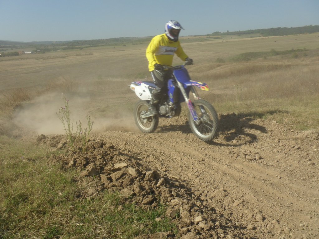 Натиснете снимката за да я уголемите

Име:SAM_0285.jpg
Прегледи:1
Размер:158.2 КБ
ID:5517272