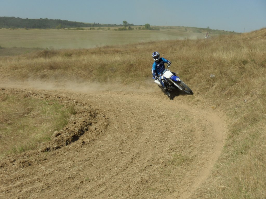 Натиснете снимката за да я уголемите

Име:SAM_0301.jpg
Прегледи:1
Размер:153.6 КБ
ID:5517288