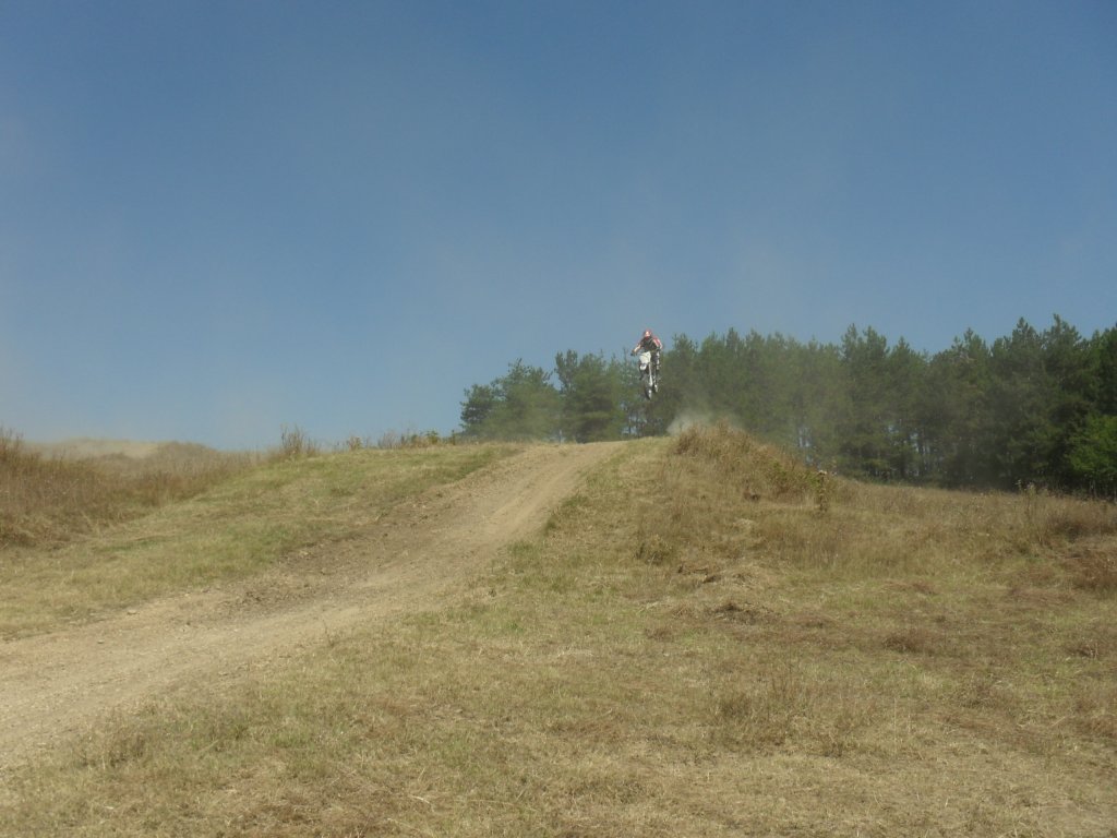 Натиснете снимката за да я уголемите

Име:SAM_0323.jpg
Прегледи:1
Размер:106.3 КБ
ID:5517306