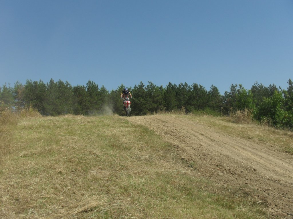 Натиснете снимката за да я уголемите

Име:SAM_0326.jpg
Прегледи:1
Размер:144.9 КБ
ID:5517309