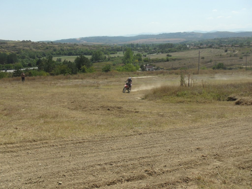 Натиснете снимката за да я уголемите

Име:SAM_0327.jpg
Прегледи:1
Размер:168.4 КБ
ID:5517310