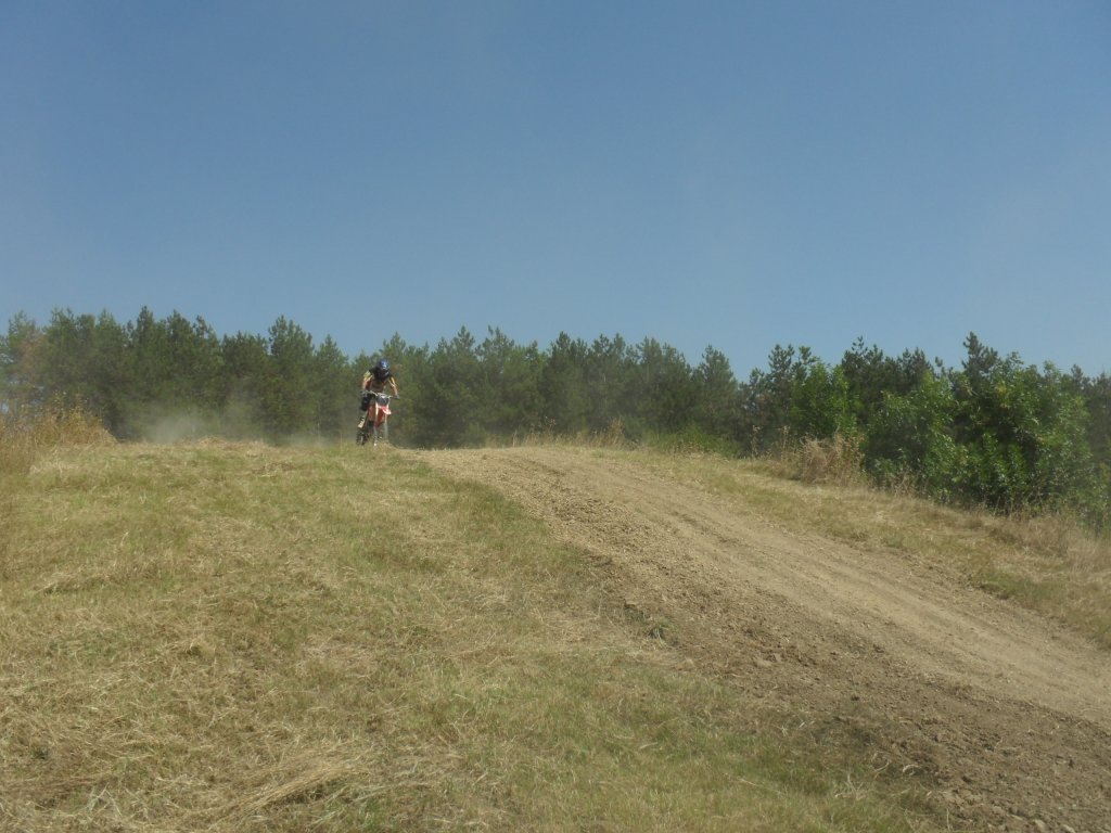 Натиснете снимката за да я уголемите

Име:SAM_0334.jpg
Прегледи:1
Размер:127.6 КБ
ID:5517317