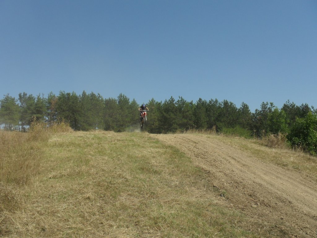 Натиснете снимката за да я уголемите

Име:SAM_0336.jpg
Прегледи:1
Размер:139.7 КБ
ID:5517319