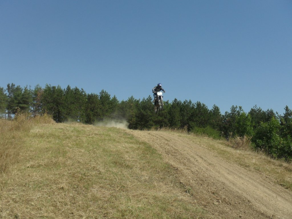 Натиснете снимката за да я уголемите

Име:SAM_0339.jpg
Прегледи:1
Размер:128.7 КБ
ID:5517321