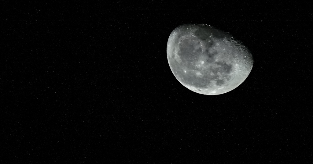 Натиснете снимката за да я уголемите

Име:Moon.jpg
Прегледи:1
Размер:273.3 КБ
ID:5539908