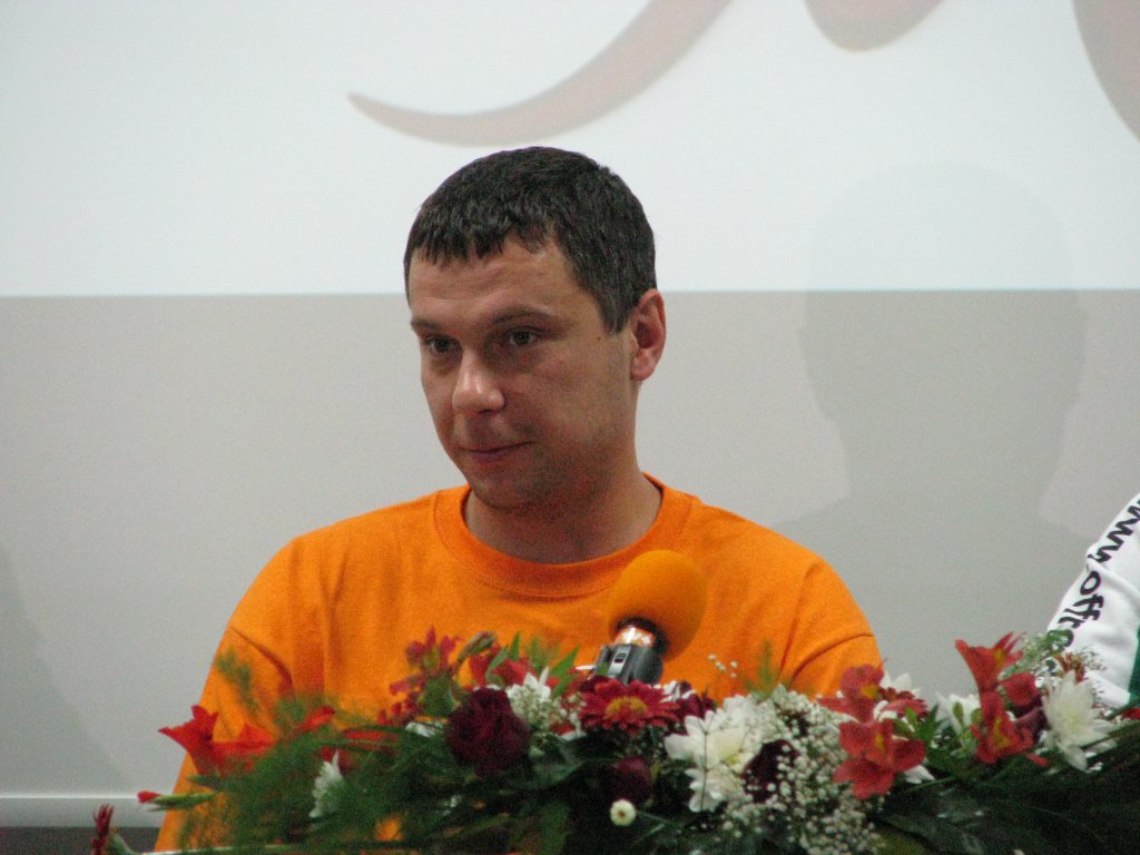 Натиснете снимката за да я уголемите

Име:099.jpg
Прегледи:1
Размер:102.9 КБ
ID:5559110