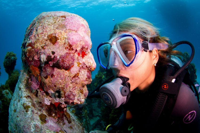 Натиснете снимката за да я уголемите

Име:underwater_sculpture_03777_044.jpg
Прегледи:1
Размер:90.4 КБ
ID:6051028