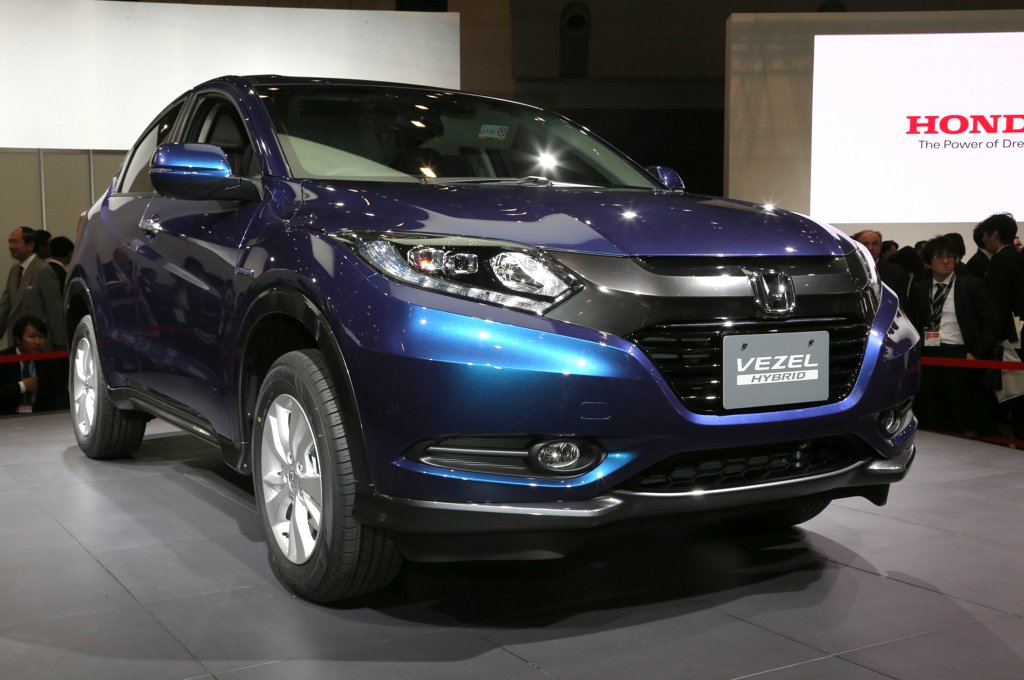 Натиснете снимката за да я уголемите

Име:honda-vezel-hybrid-front-three-quarters.jpg
Прегледи:1
Размер:102.9 КБ
ID:5645711