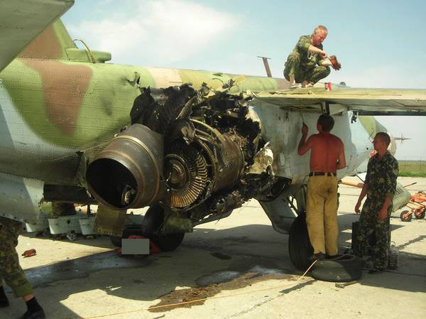 Натиснете снимката за да я уголемите

Име:su-25-struck.jpg
Прегледи:2
Размер:52.4 КБ
ID:5728412