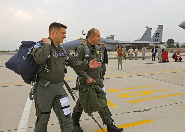 Натиснете снимката за да я уголемите

Име:Image_6269965_128.jpg
Прегледи:1
Размер:62.7 КБ
ID:5768855