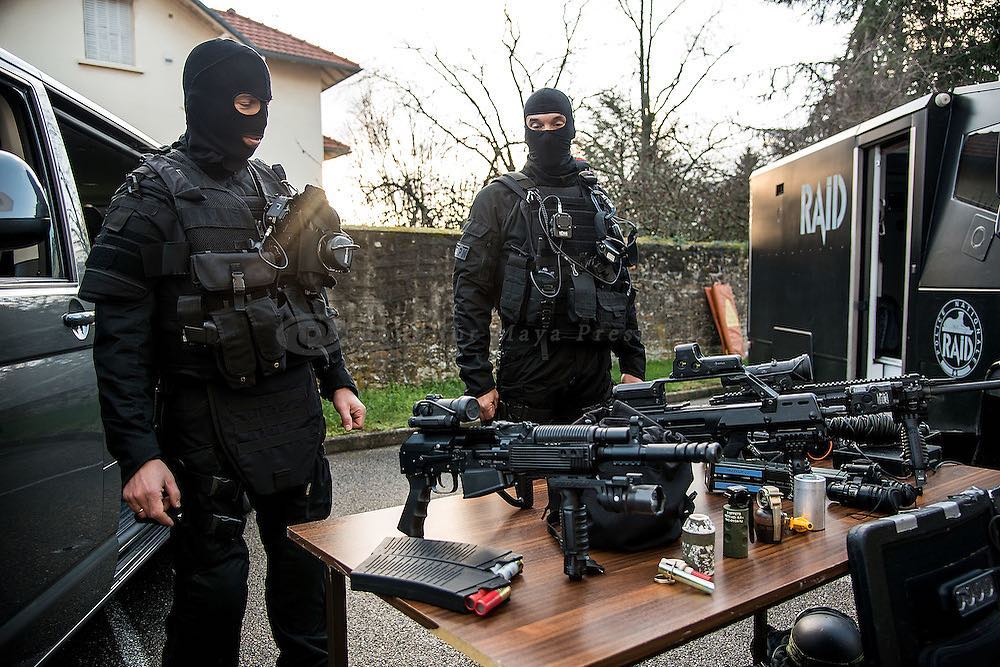 Натиснете снимката за да я уголемите

Име:hbGtp.jpg
Прегледи:1
Размер:155.0 КБ
ID:5789411