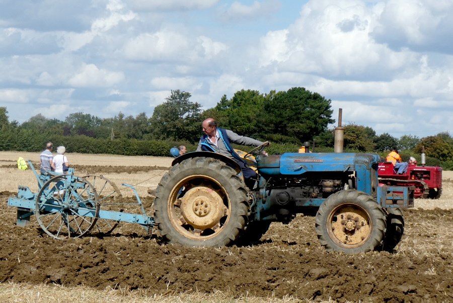 Натиснете снимката за да я уголемите

Име:2 (3).JPG
Прегледи:499
Размер:154.1 КБ
ID:6523265