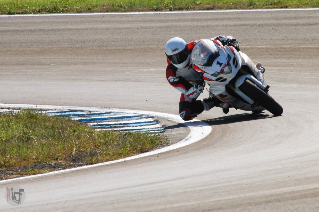 Натиснете снимката за да я уголемите

Име:IMG_8761.jpg
Прегледи:1
Размер:137.3 КБ
ID:5633505