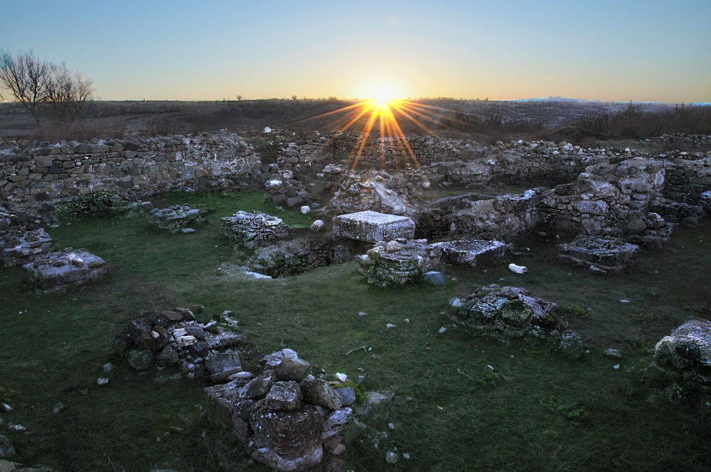 Натиснете снимката за да я уголемите

Име:_DSC1327_1.jpg
Прегледи:2
Размер:154.7 КБ
ID:5572622
