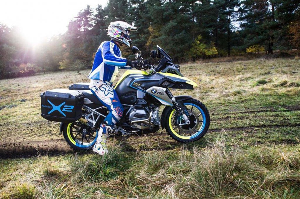 Натиснете снимката за да я уголемите

Име:Wunderlich-X2-Electric-2WD-BMW-R1200GS-04.jpg
Прегледи:1
Размер:224.2 КБ
ID:5724599