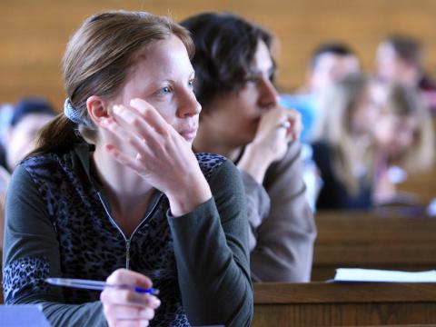 Натиснете снимката за да я уголемите

Име:studenti.jpg
Прегледи:2
Размер:25.5 КБ
ID:6516406