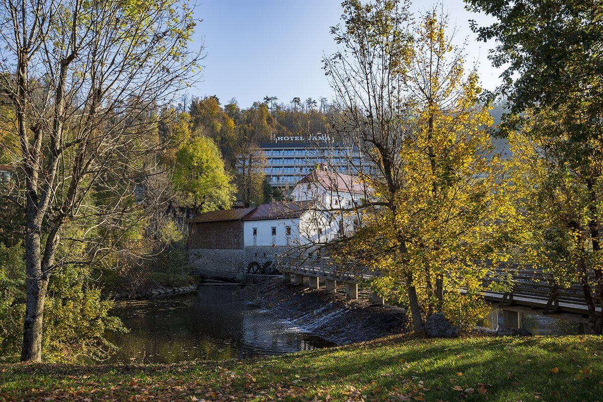 Натиснете снимката за да я уголемите  Име:DSC_6145.jpg Прегледи:0 Размер:454.7 КБ ID:6539713