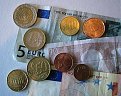Натиснете снимката за да я уголемите

Име:756px-Euromoenterogsedler.jpg
Прегледи:5
Размер:114.3 КБ
ID:6512051