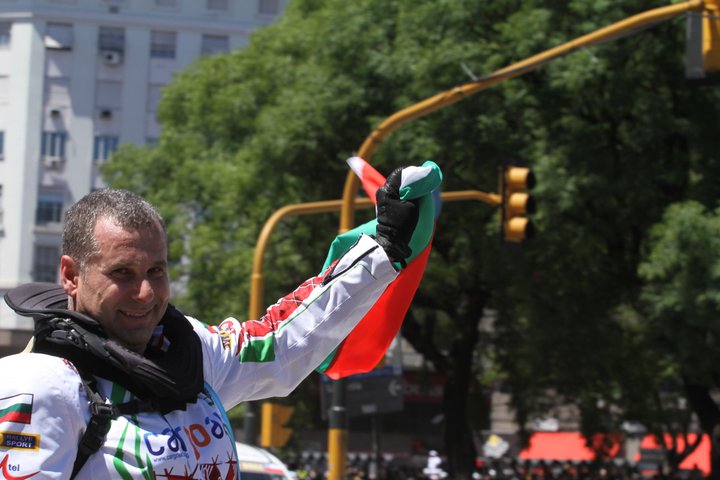 Натиснете снимката за да я уголемите

Име:cenkov-dakar2.jpg
Прегледи:1
Размер:64.9 КБ
ID:6517054