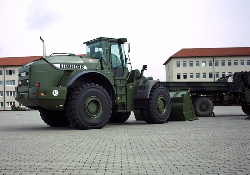 Натиснете снимката за да я уголемите

Име:Liebherr_Radlader,_PiBtl_701,_Gera_2004.jpg
Прегледи:516
Размер:116.0 КБ
ID:6551959