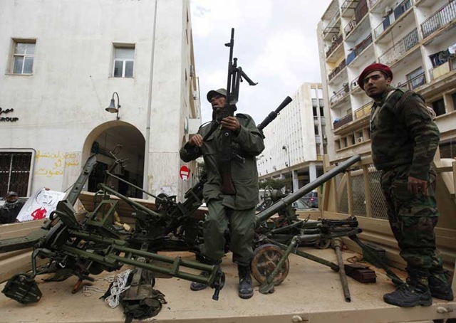 Натиснете снимката за да я уголемите

Име:022411_libya_uprising_800.jpg
Прегледи:1
Размер:98.1 КБ
ID:6516007