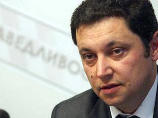 Натиснете снимката за да я уголемите

Име:janev_.jpg
Прегледи:1
Размер:9.3 КБ
ID:6513508