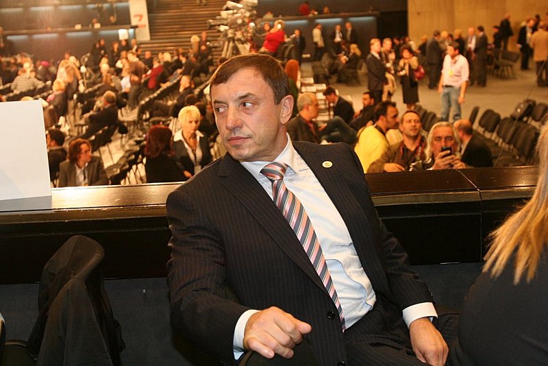 Алексей Петров