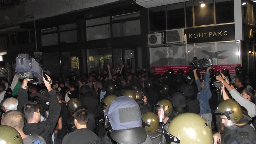 Натиснете снимката за да я уголемите

Име:DSCF2895.jpg
Прегледи:1
Размер:93.7 КБ
ID:6511495