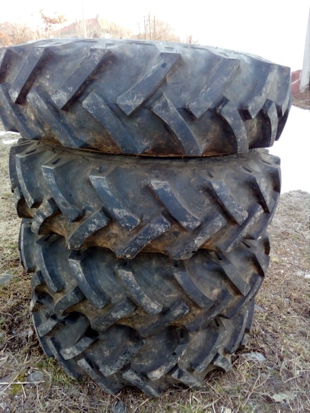 Продавам гуми "Рибена кост" 15" - OFFRoad-Bulgaria.com